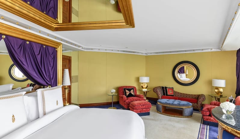 Burj-Al-Arab-Deluxe-Marina-Suite-Bedroom