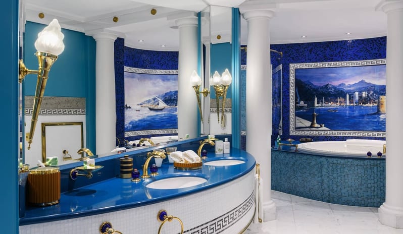 Burj-Al-Arab-Sky-Marina-Suite-Bathroom