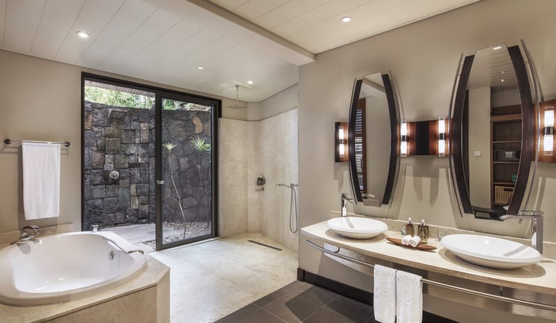 Trou Aux Biches Beachcomber Golf Resort & Spa - Two Bedroom Family Suite Bathroom