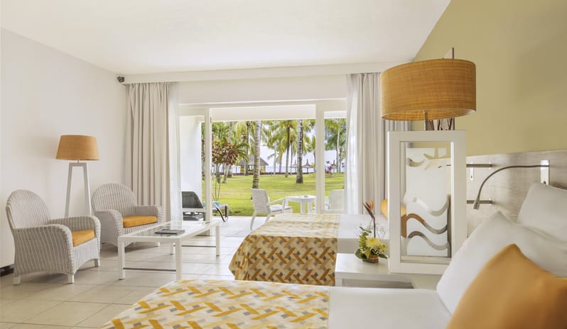 Victoria Beachcomber Resort & Spa - Deluxe Room Ground Floor 2