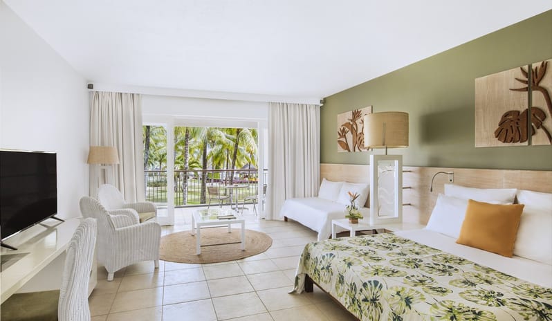 Victoria Beachcomber Resort & Spa - Superior First Floor 1