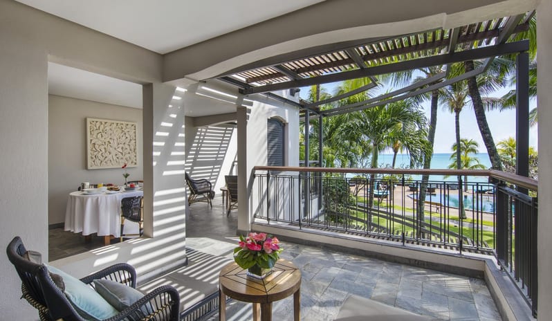 Royal Palm Beachcomber Luxury - Ocean Suite Balcony