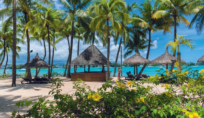 Mauricia Beachcomber Resort & Spa - Rooms - Superior Beachfront Room (13804) 3