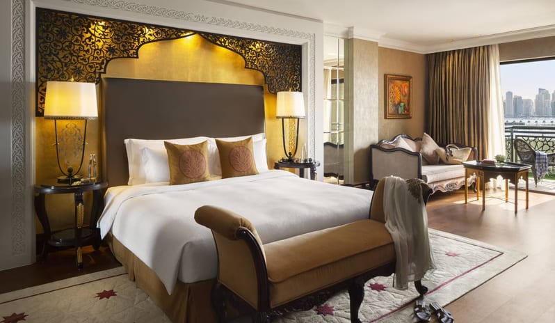 Jumeirah-Zabeel-Grand-Deluxe-Two-Bedroom-Main-Bedroom