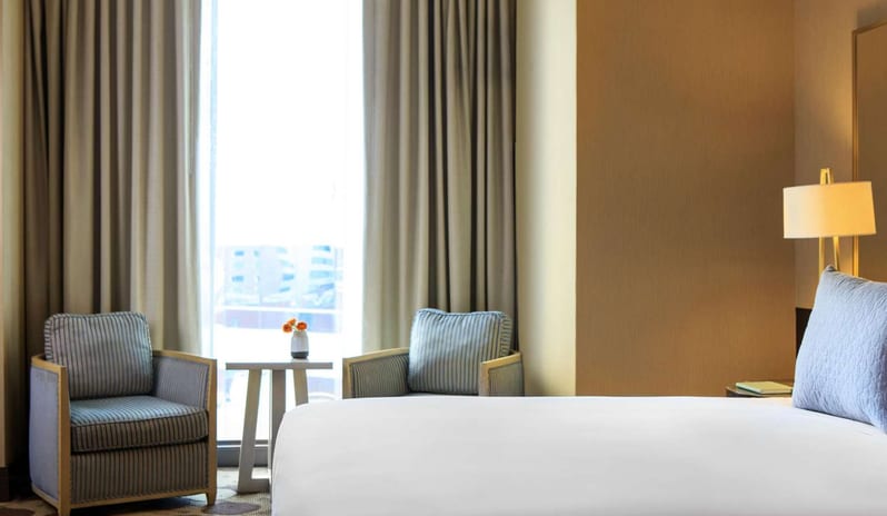 Royal Sonesta Chicago River North - Luxury Spa Suite