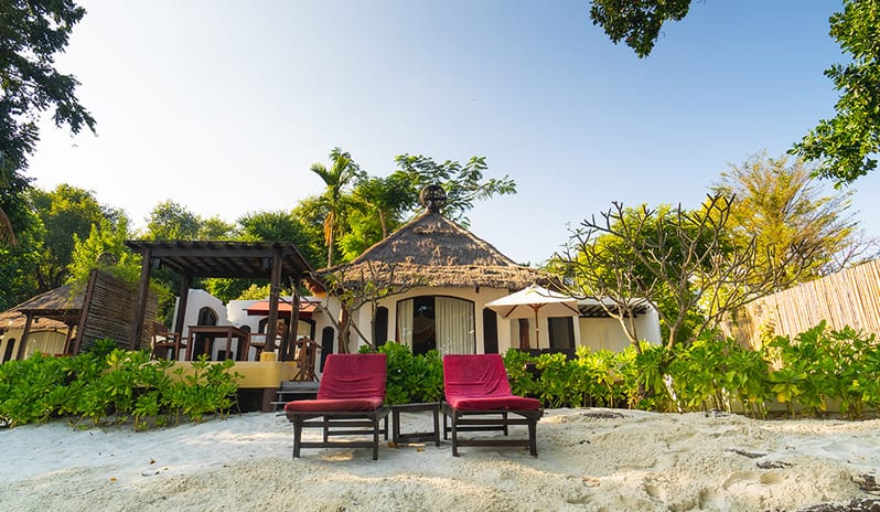 Paradee - Rooms - Beach Front Pool Villa 101