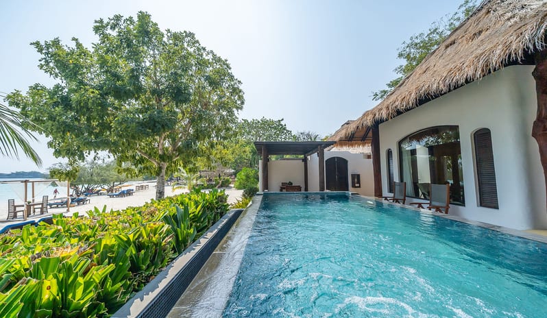 Paradee - Beach Front Pool Villa Pool