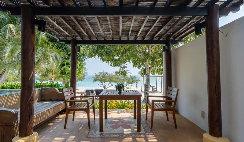 Paradee - Beach Front Pool Villa Outdoor Seating