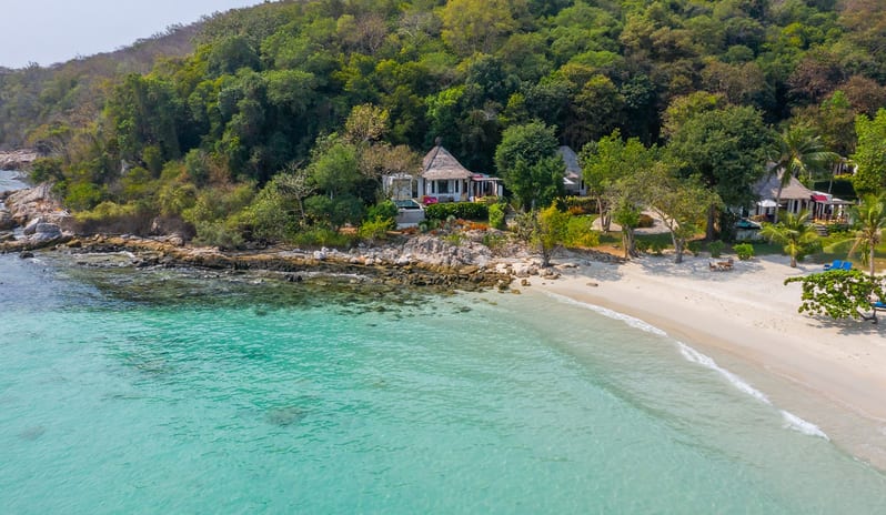 Paradee - Beach Front Pool Villa 102