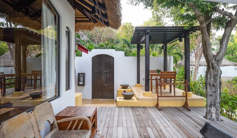 Paradee - Rooms - Beach Front Pool Villa 101