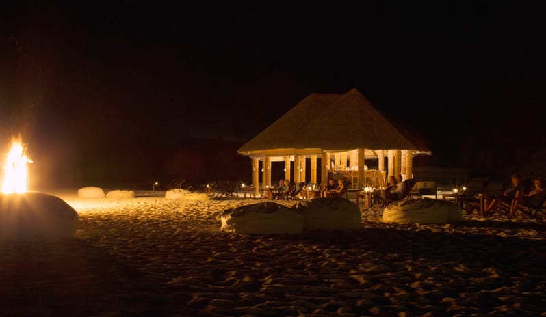 COCO PALM DHUNI KOLHU - LAGOON BAR