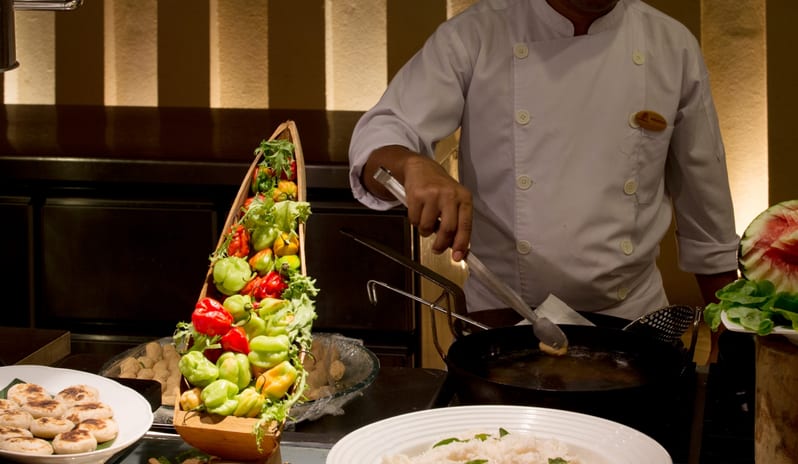 COCO PALM DHUNI KOLHU - COWRIE RESTAURANT FOOD