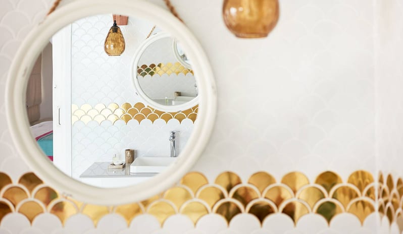 Dolphin Ocean Villa with Pool Bathroom Mirror