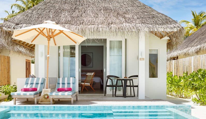 Family Beach Villa With Pool - Pool