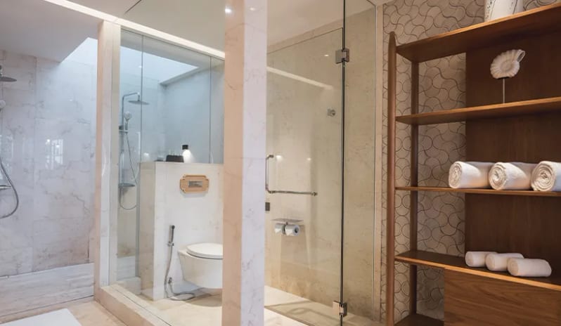 Sea View Pool Penthouse Shower