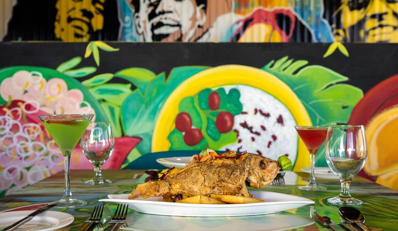 S Hotel Jamaica - Roots Rock