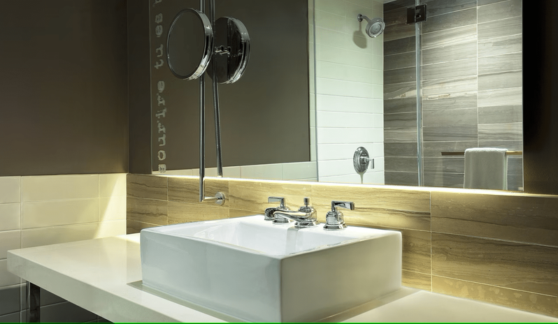 Le Meridian New Orleans - Classic Room