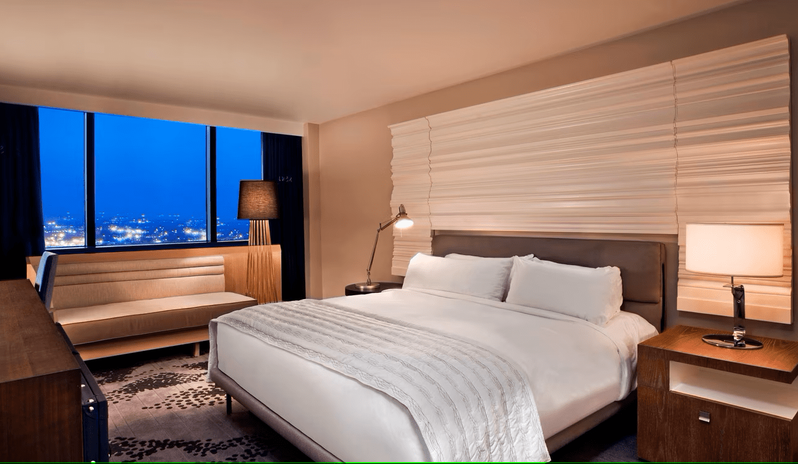 Le Meridian New Orleans - Classic Room