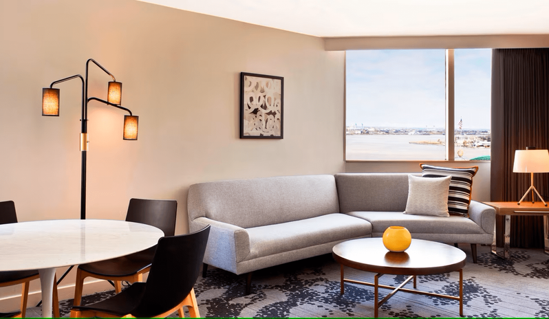 Le Meridian New Orleans - Executive Suite