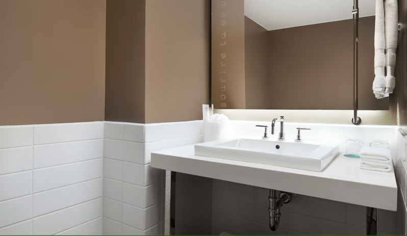 Le Meridian New Orleans - Executive Suite