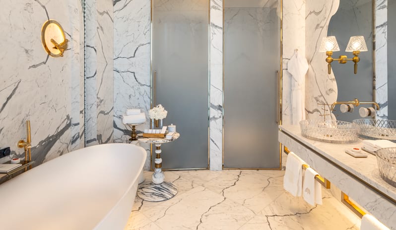 Urban Suite With 1 Double Bed Bathroom