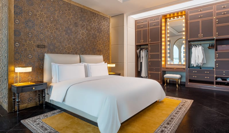 Crescent Signature Suite With 1 Double Bed