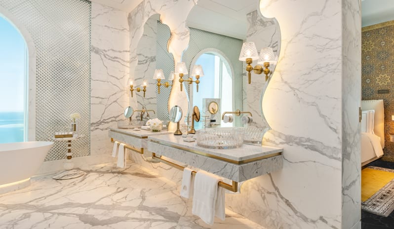 Gulf Signature Suite With 1 Double Bed Bathroom