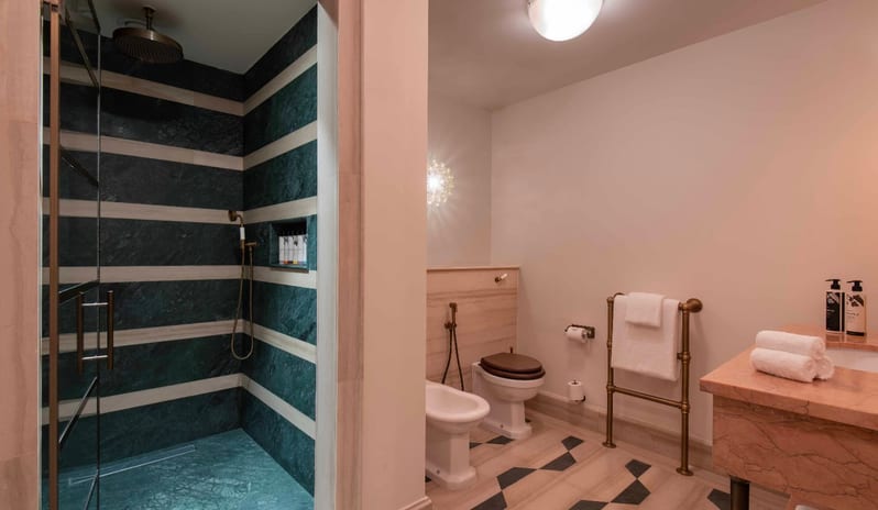 The Ned Doha - Medium Park View Double Bathroom