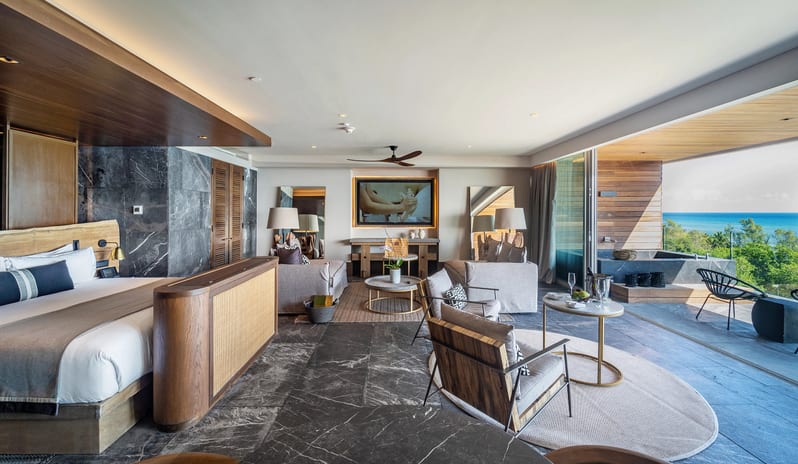 Master Suite Ocean Front Overview