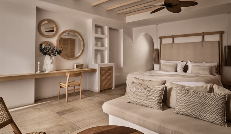 Deluxe Suite Overview