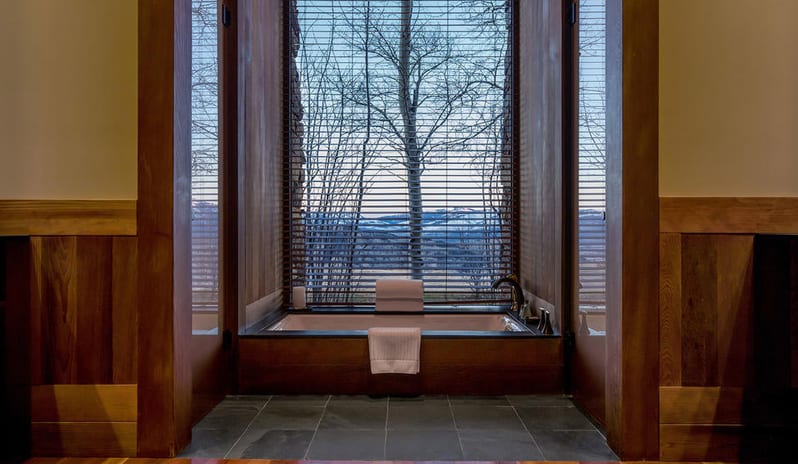 Amangani Deluxe Suite Bathtub