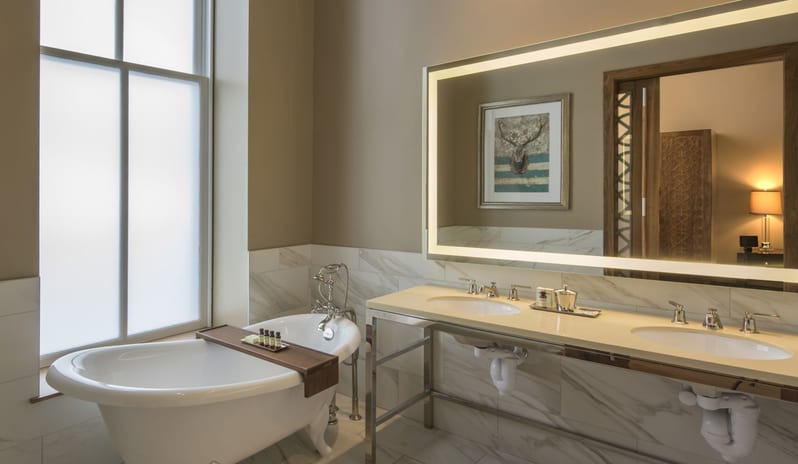 The Crawford Suite Bathroom