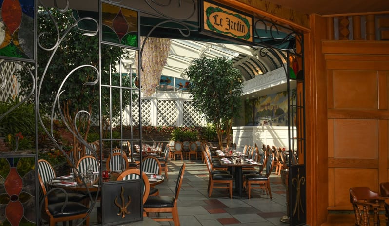 La Taverne Le Jardin Room