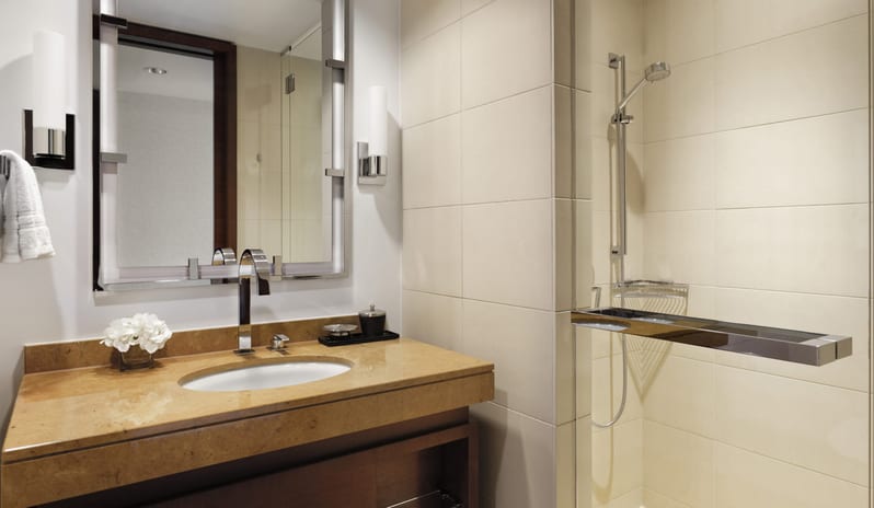 Four Seasons Executive Suite Bathroom