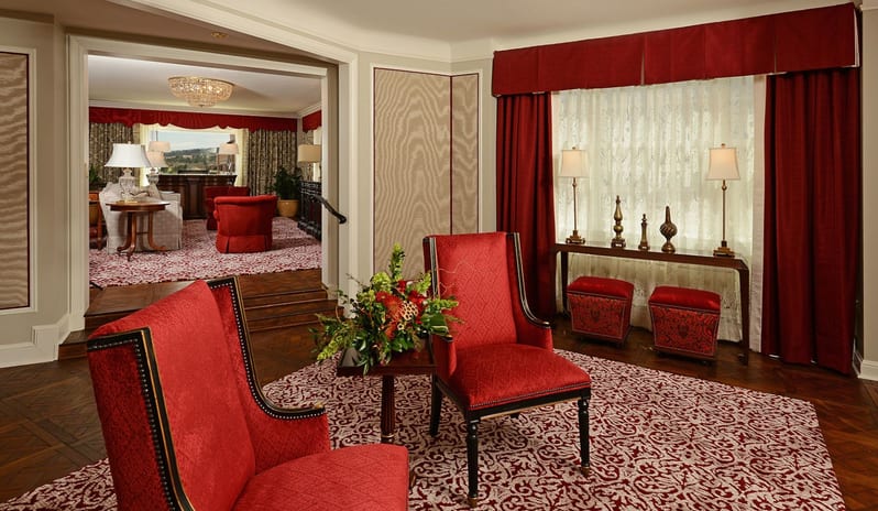 Carlton Suite Living