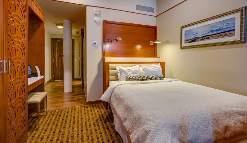 Pullman Guest Rooms
