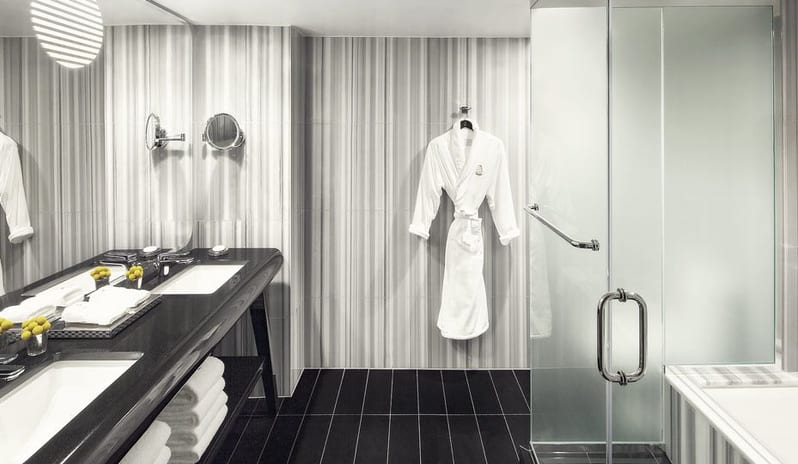 Deluxe 2 Doubles With A River View