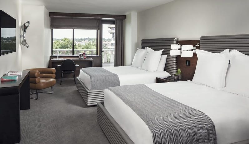 Deluxe 2 Doubles With A River View