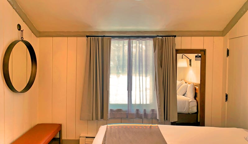 Guest Rooms & Cabins