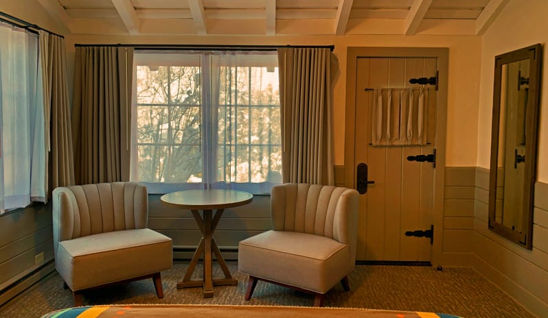 Guest Rooms & Cabins