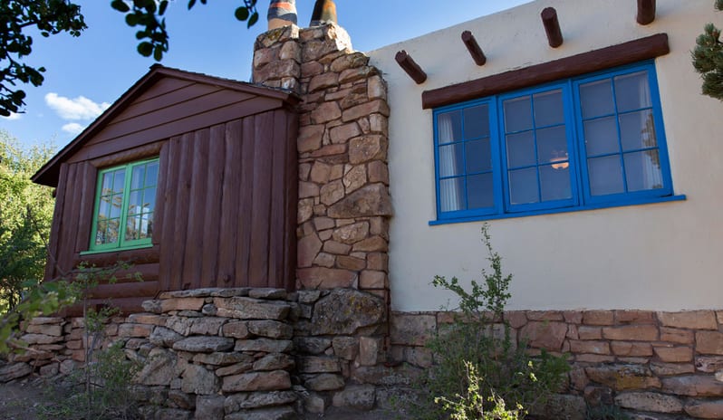 Guest Rooms & Cabins