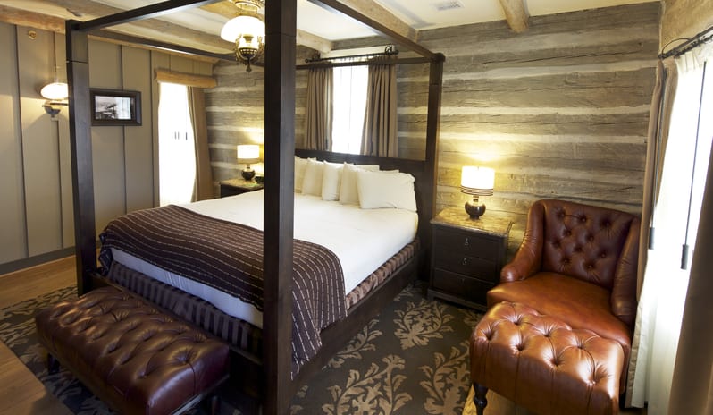 Red Horse Cabin Bedroom