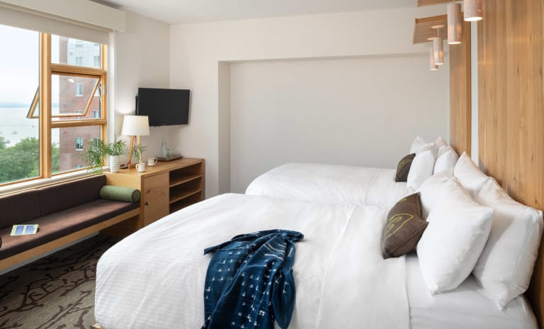 Queen and Double Bedroom