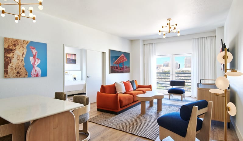 Canyon King Deluxe Grand Chamber Suite