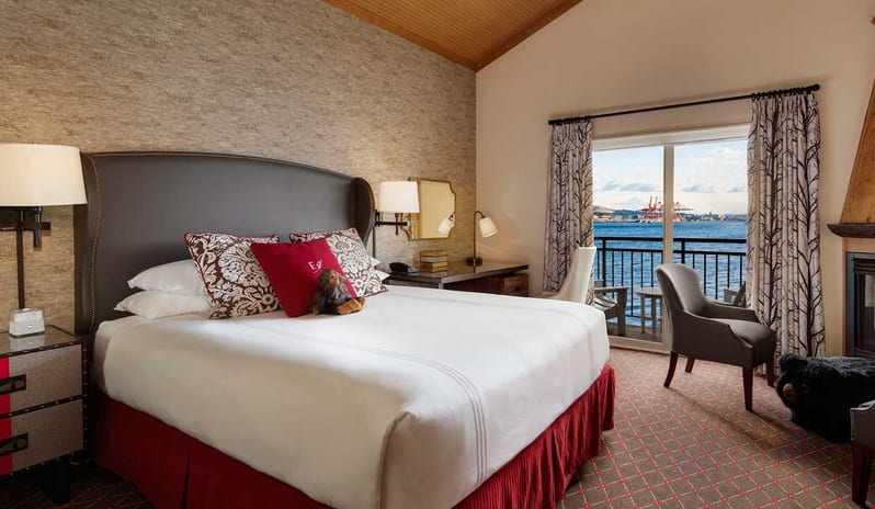 Over Water King with Balcony