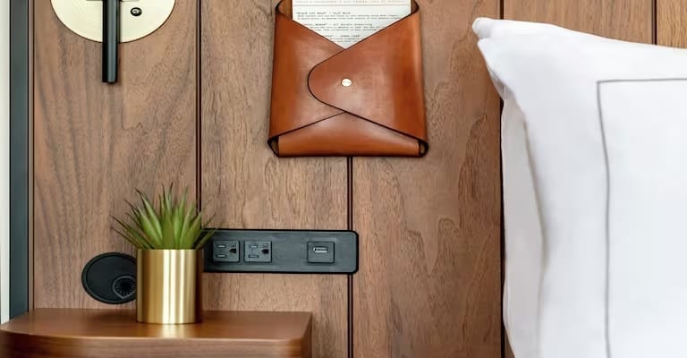 1 King The Loft Bi-Level Suite