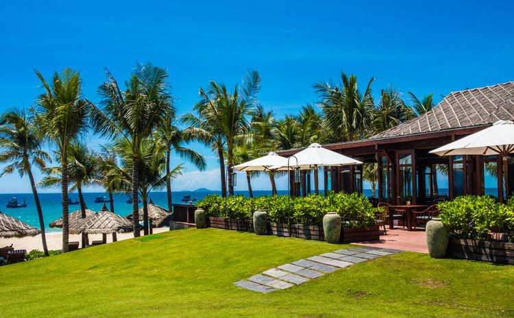 Beach Club Restaurant & Bar