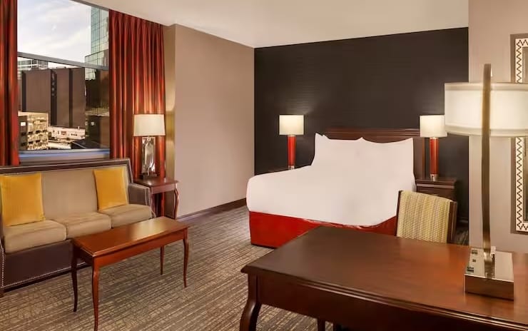 1 King Bed Deluxe Corner Room - Sofa Bed