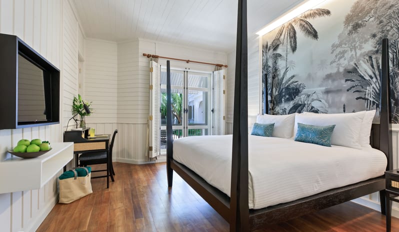 Superior Balcony King