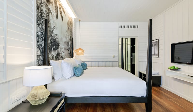 Superior Balcony King